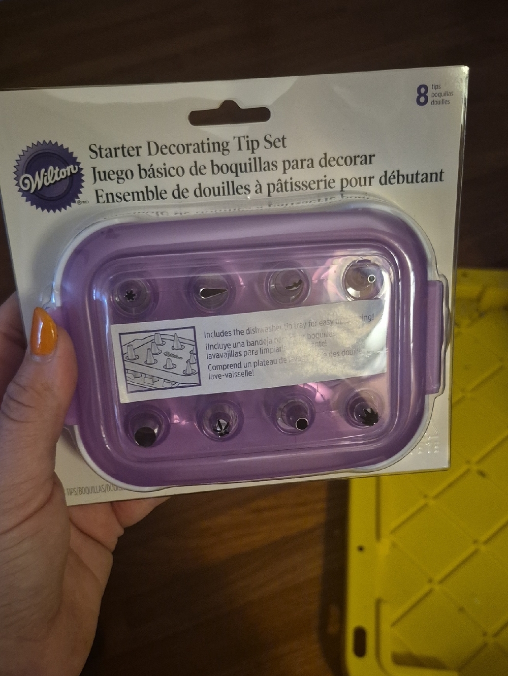 Wilton Purple Decorating Tip Set with Storage Tray